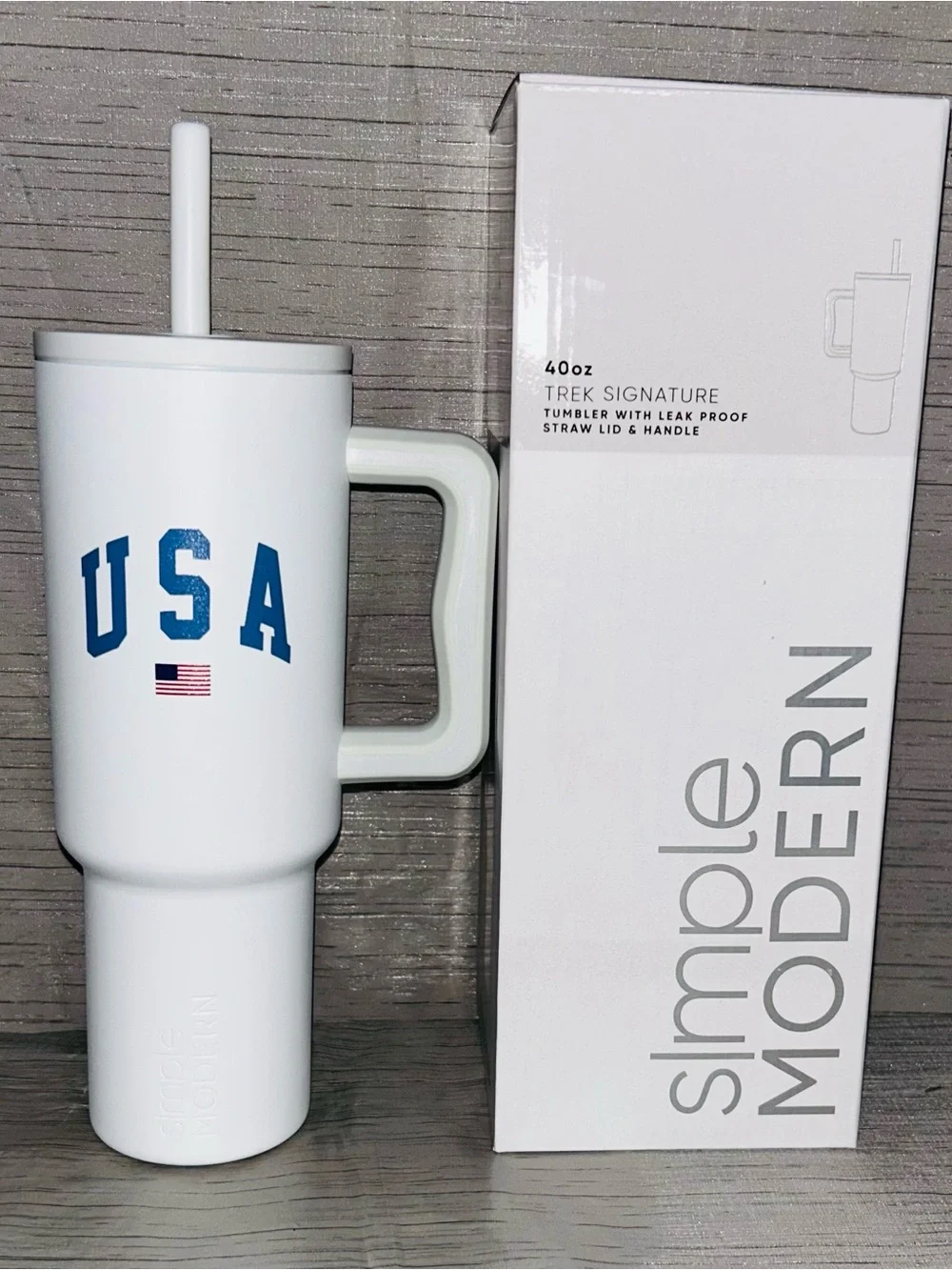 USA 40oz simple modern USA Signature Tumbler with Handle